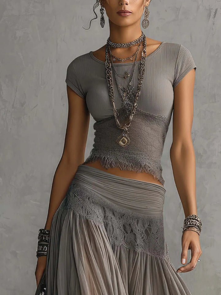 Alba™ | Conjunto Gris: Top de Encaje y Falda Plisada Larga