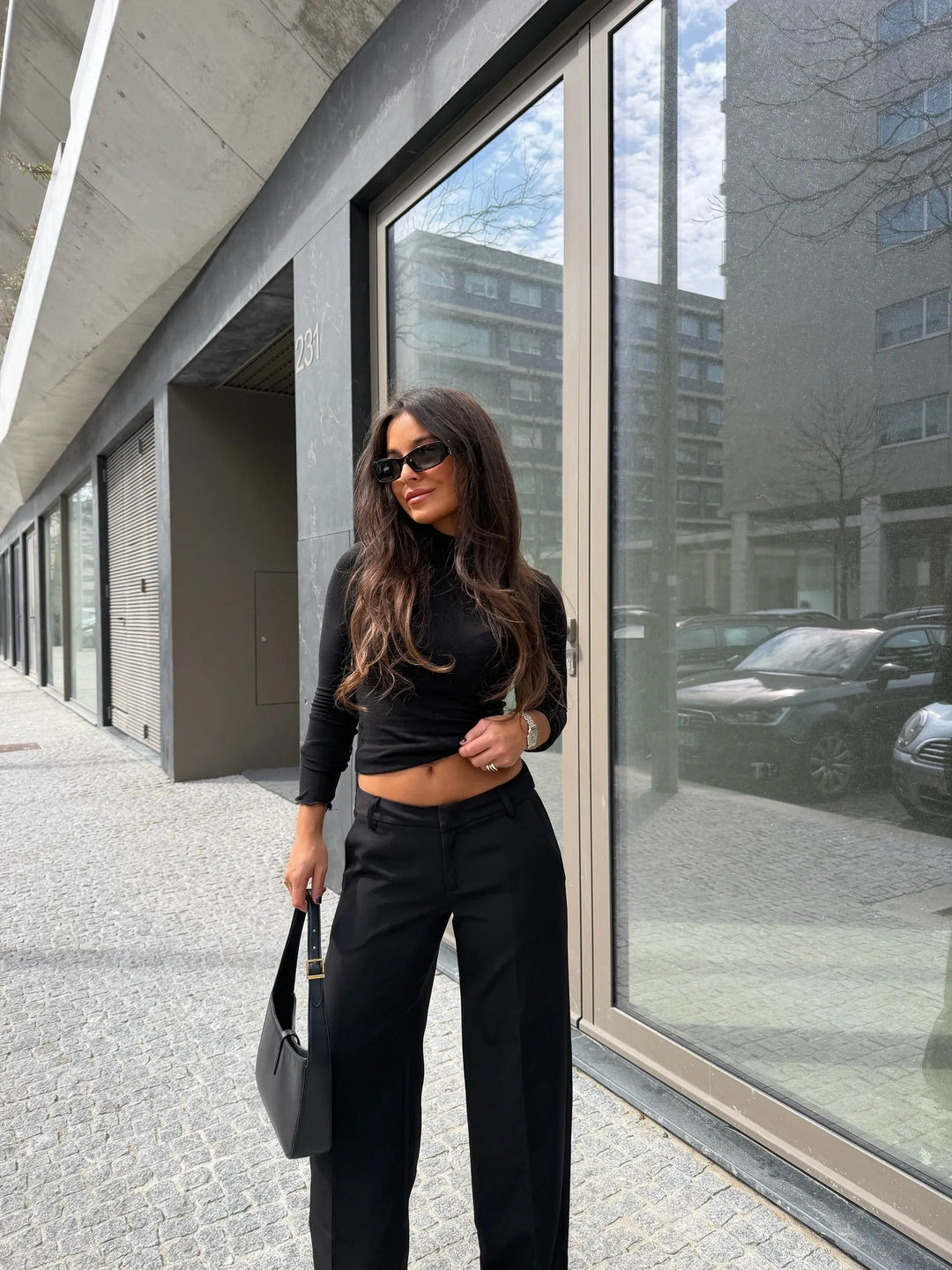 Carolyn™ | Pantalones de tiro bajo en negro