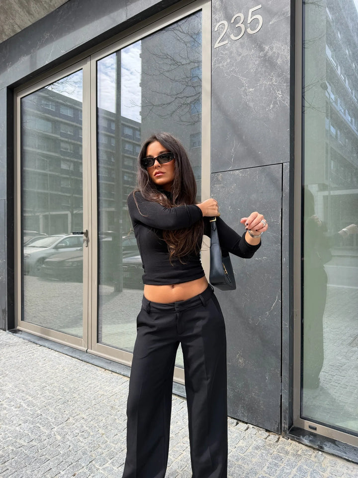 Carolyn™ | Pantalones de tiro bajo en negro