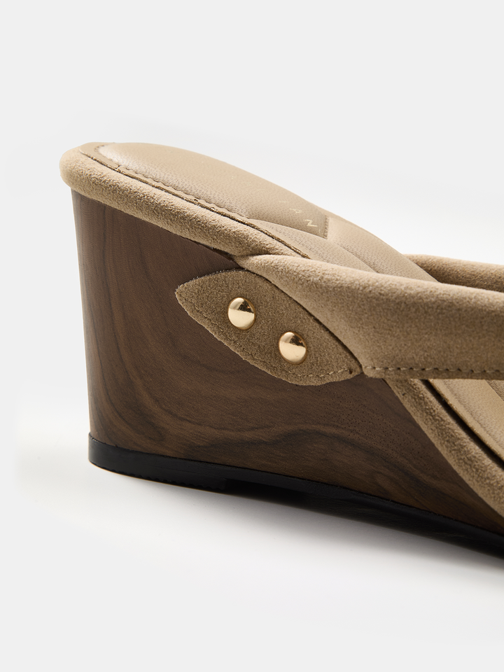 Apricot™ | Sandalias con Cuña Beige
