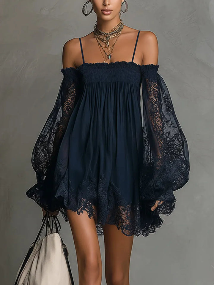 Noemi™ | Vestido Mini Azul Marino: Hombros Descubiertos y Encaje