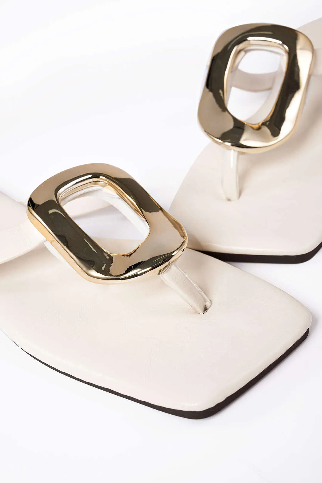 Monarch™ | Sandalias Planas Punta Abierta