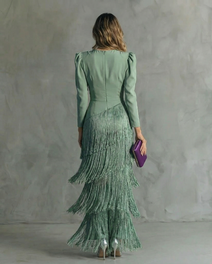 Chiara™ | Vestido Midi Elegante con Mangas de Flecos