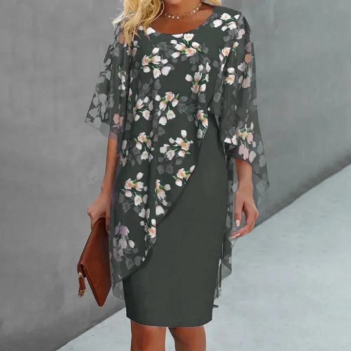 Adriana / Conjunto elegante  con estampado floral.